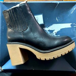 Women’s lug sole boot.
